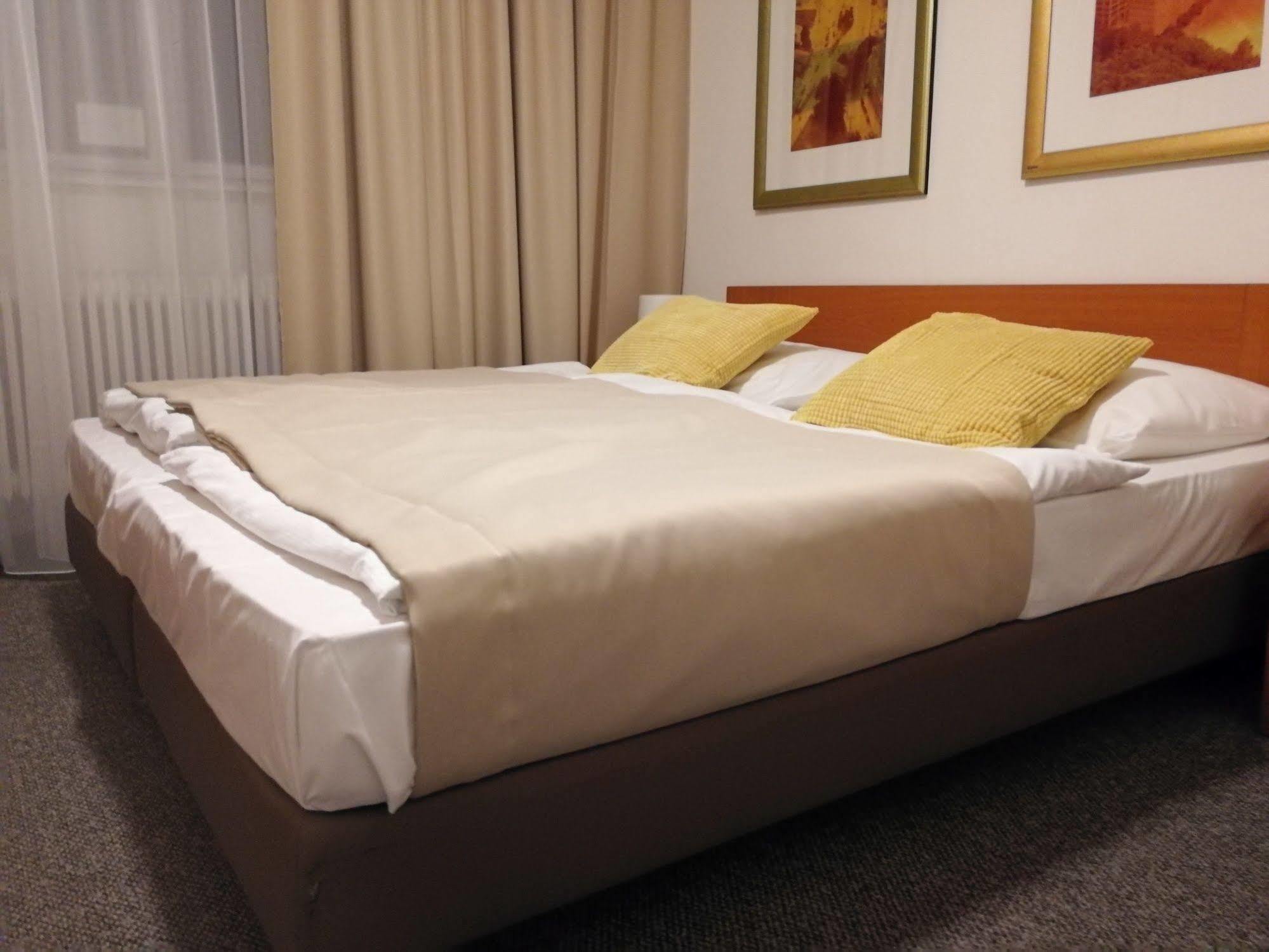 Akat 3* Prag